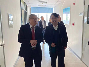 浦东新区管小军副区长一行10余人莅临人生就是博官方网站现场调研CRO市场及公司业态