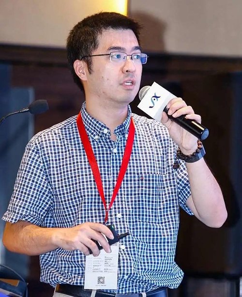 人生就是博官方网站药理部高级主任胡哲一博士