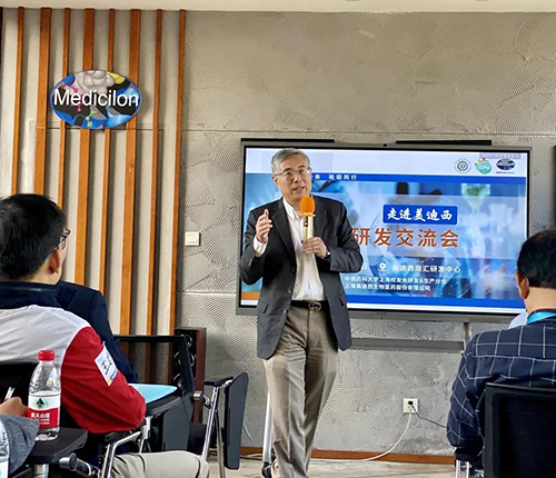 人生就是博官方网站首创人&CEO陈春麟博士