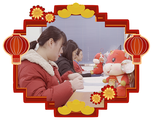 少年自知时光贵，，策马扬鞭自奋蹄