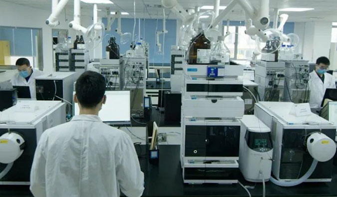 封控不歇工--记持续奋战的人生就是博官方网站科研人